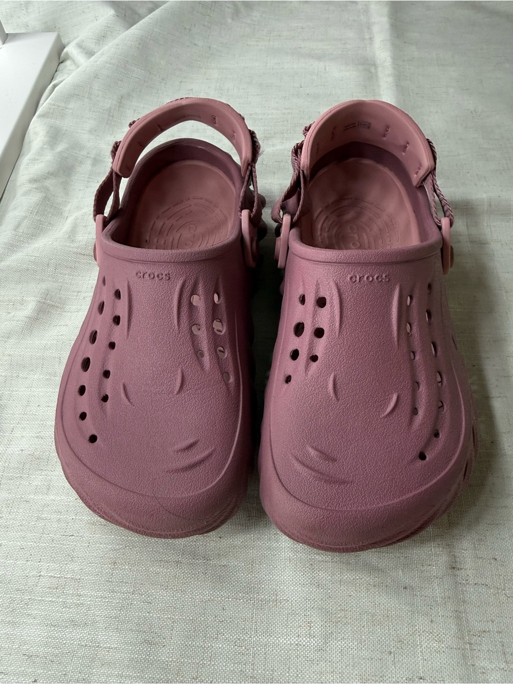 CROCS Kids Classic Clog in Dusty Rose Pink